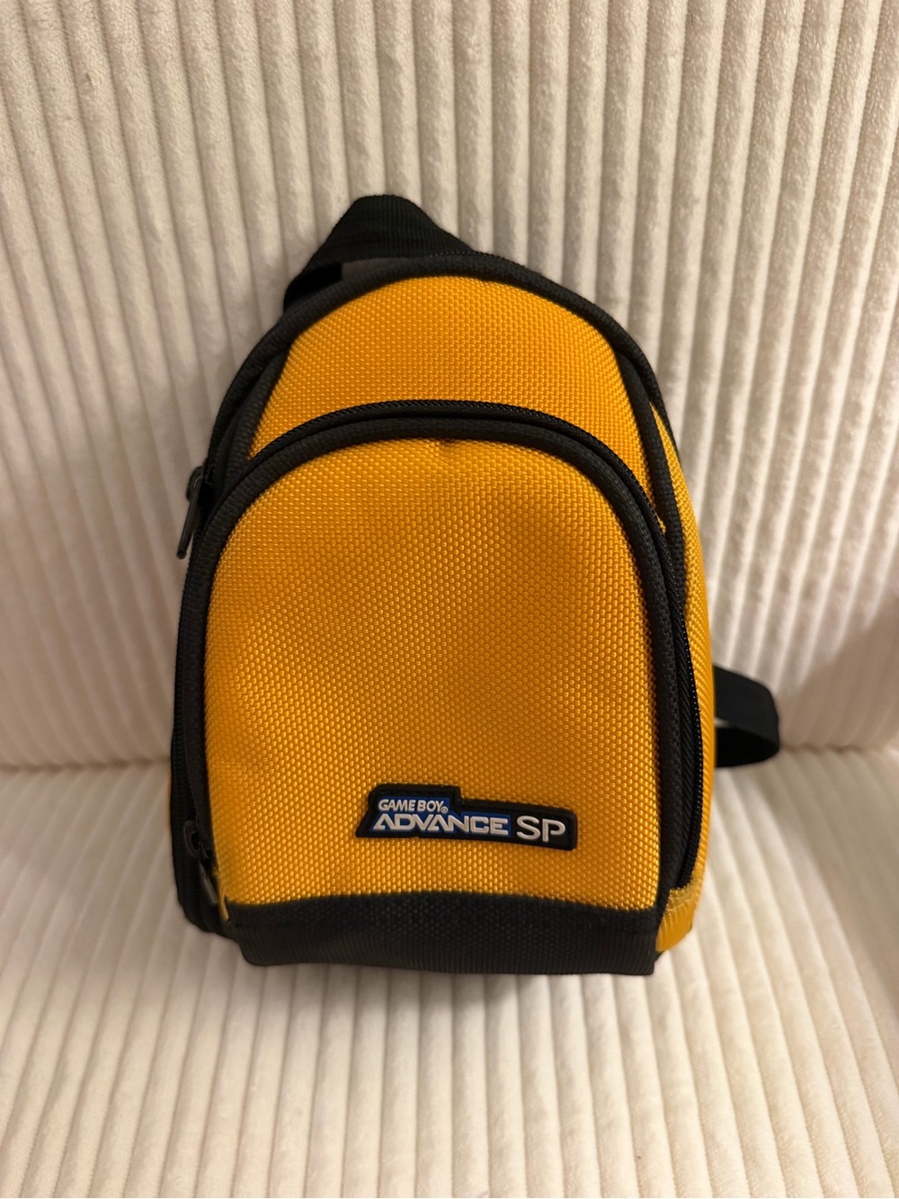 Nintendo Gameboy Advance SP Yellow Compact Carrying Bag